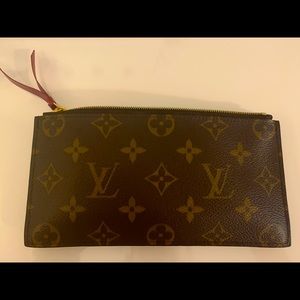 Louis Vuitton Zipper insert